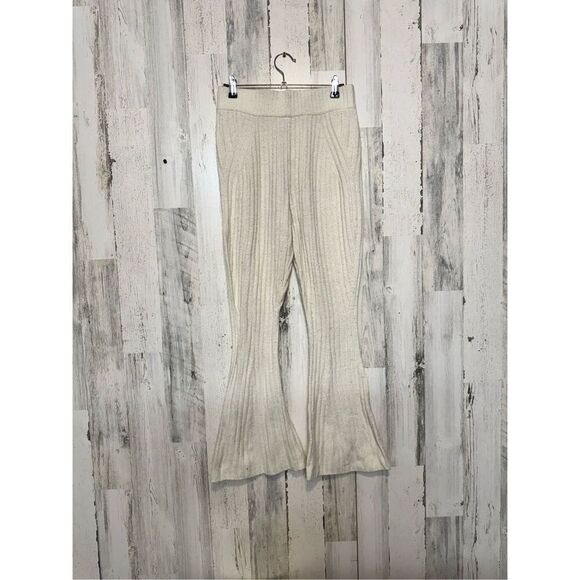 A new day pants - Picture 1 of 8